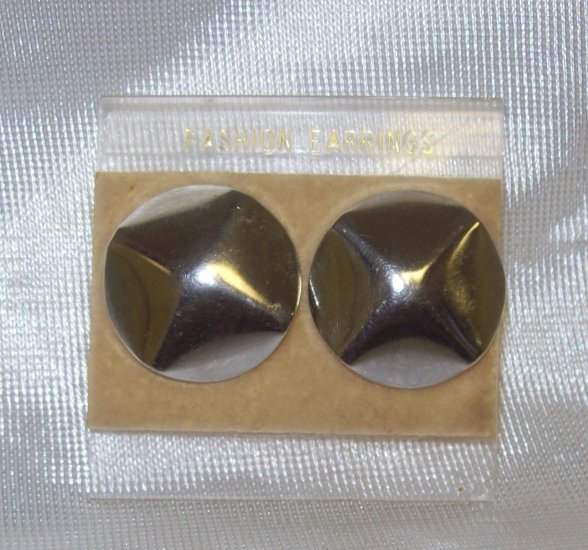 Costume Jewelry, a pair of silver facet shaped pierced earrings