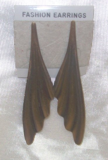 Costume Jewelry, a pair of Gold tone 5" long dangling fan shaped earrings