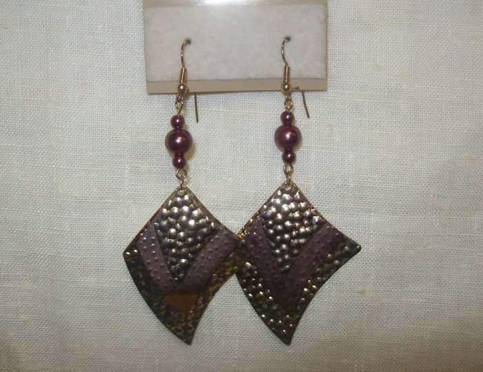 Jewelry, Gold tone tin and bronze earrings 3" Dangle