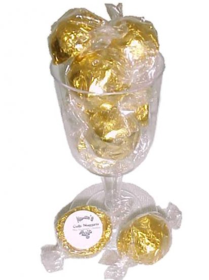 Gold Nugget 8 pc in wine glass
