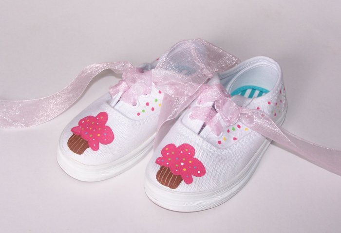 Gymboree Custom Shoes M2M Cupcake Cutie