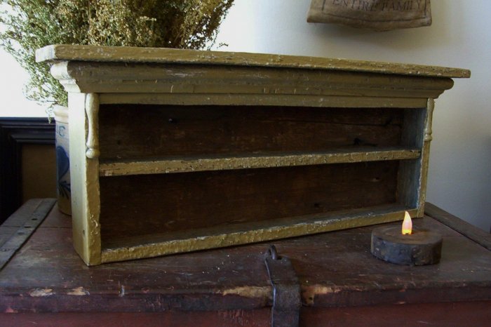 Primitive vintage Olde chippy painted shelf.....