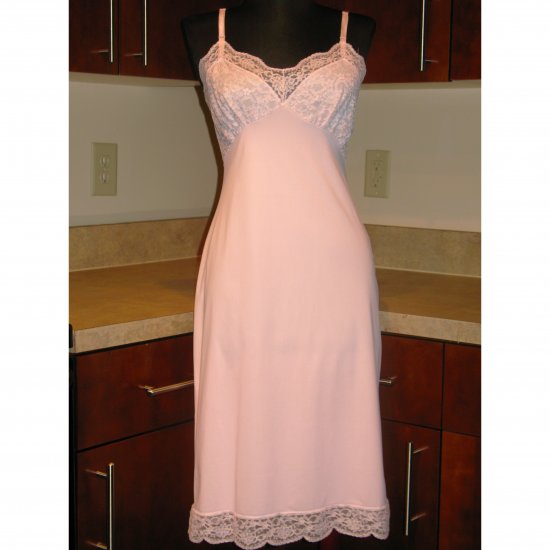 VINTAGE 60s VASSARETTE FULL SLIP PINK LACE NYLON NIGHTGOWN LINGERIE SIZE 32