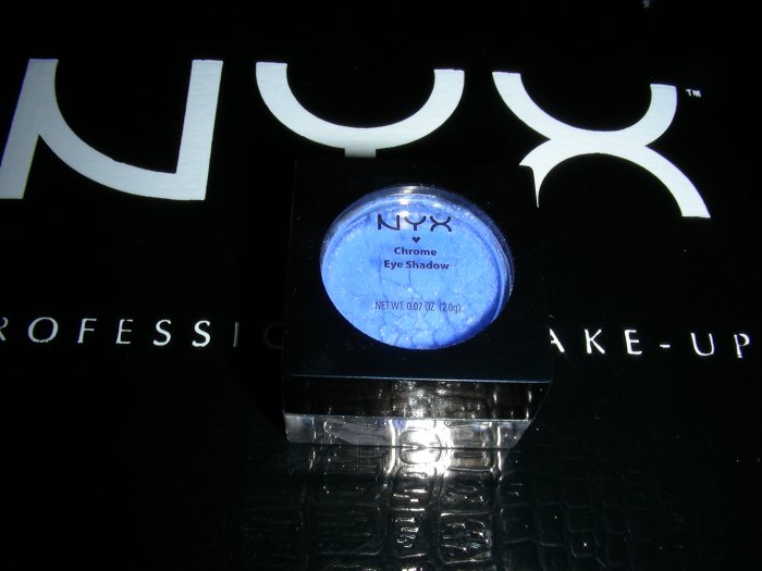 NYX CHROME EYESHADOW - BAYOU