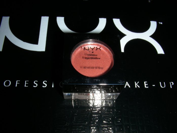 NYX CHROME SHADOW - EXQUISITE