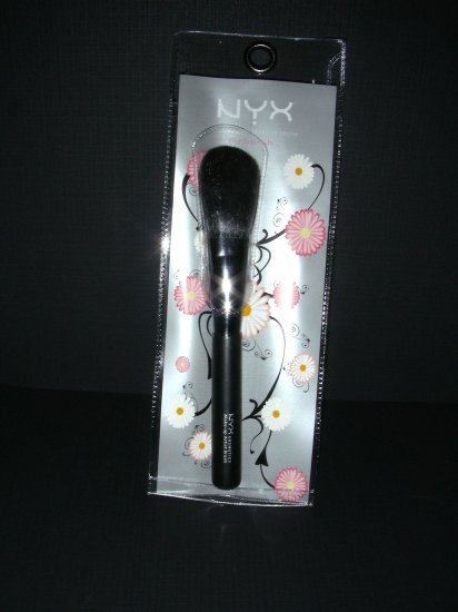 NYX MAKE-UP BRUSHES - BLUSH BRUSH