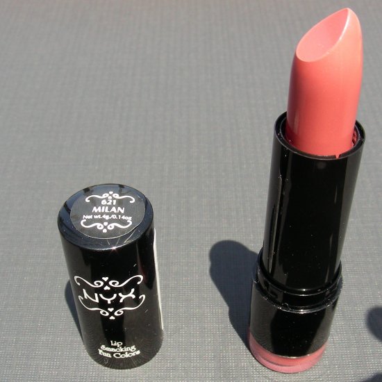 NYX ROUND LIPSTICK - MILAN