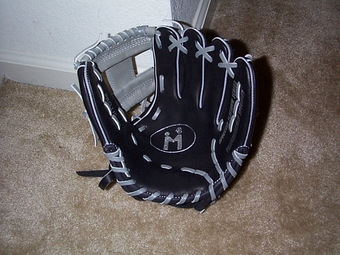 Professional Baseball Gloves