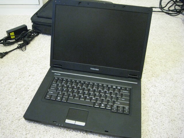 Toshiba Satellite L35-S2171 1.6GHz Celeron M 512MB 80GB 15.4" Wide Screen