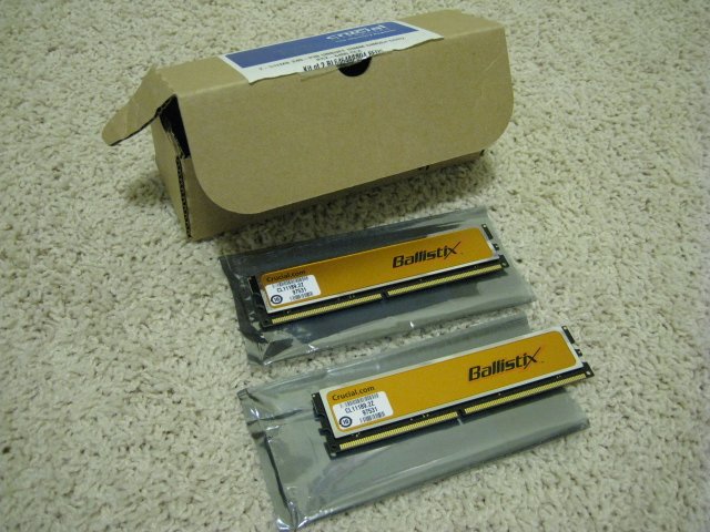 1GB (512x2) Ballistix DDR2 PC2-6400 800Mhz CL4 Unbuff for Desktop Computer