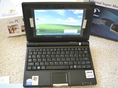 Asus EEE PC 4G 900Mhz Webcam Wifi + Dvd Burner