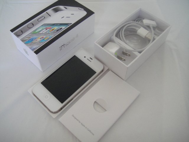 Verizon Iphone 4 32GB White CDMA iTune GPS Face Time 5.0MP Clean ESN#