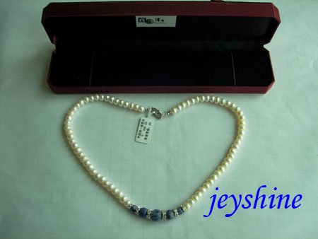 Natural Pearl Necklaces from china !