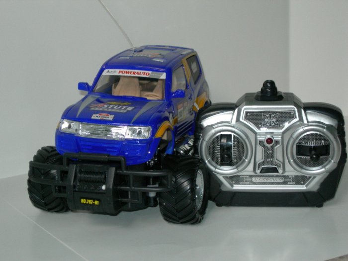 Strong GT Sport Car off Road Remote Control R/C SUV Truck Jeep