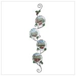 Vineyard Plates With Grapevine Display