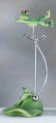 Swinging Frog Sculpture