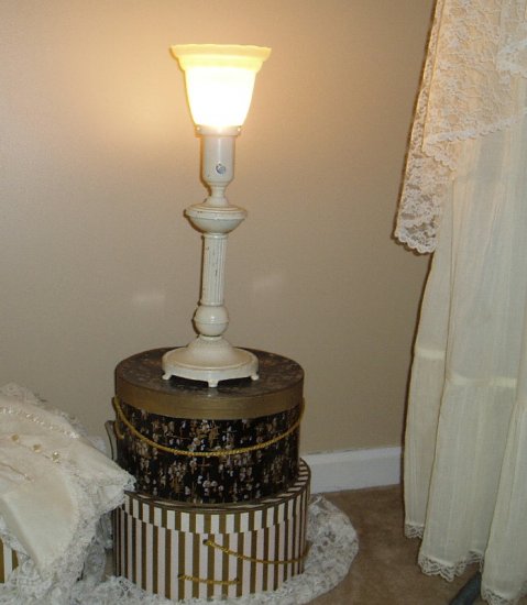 Vintage Shabby Off White Chic Metal Lamp with Glass Shade