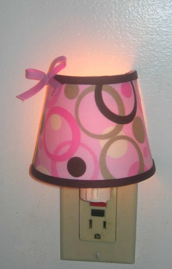 NIGHT LIGHT PINK BROWN SWIRL CIRCLE M/W GEORGE BABY