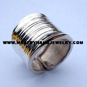.950 Silver Cylinder Ring with Line Designs