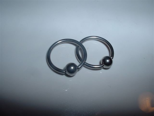 Captive Bead Rings 14G Half Inch Rings Ear Nipple Belly Ect *FREE SHIP*