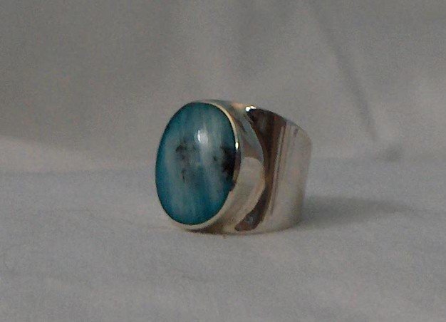 Size 7 Handcrafted .950 Sterling Silver Ring with Peruvian Opal Stone