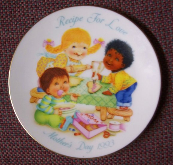 AVON PLATE