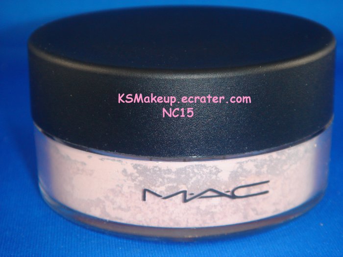 M.A.C SHEER LOOSE POWDER #NC15