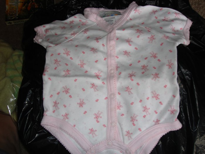 Pink infant girls' Bear onesie by Specialty Kids 6-9m