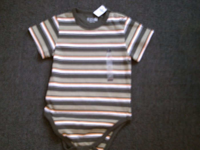Boys size 4 toddler children place onsie