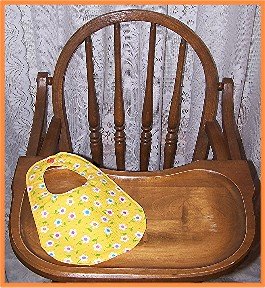 Baby Girl Bib Yellow With White Flowers