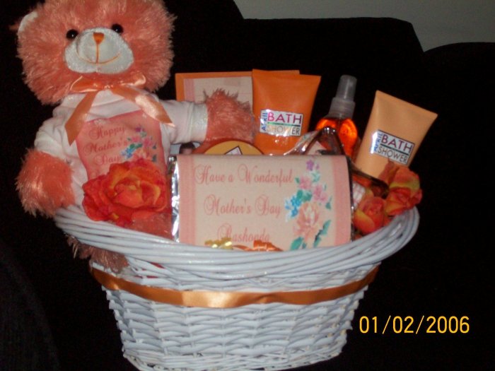 Mother's Day Gift Basket-Fully Personalized