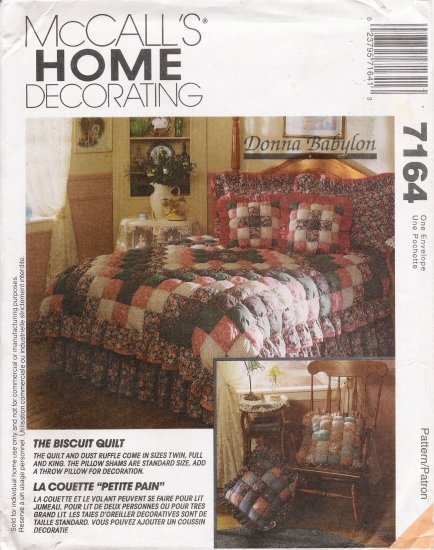 Biscuit Quilt Dust Ruffle Pillow Shams Throw Pillow Sewing Pattern McCall's 7164 UNCUT