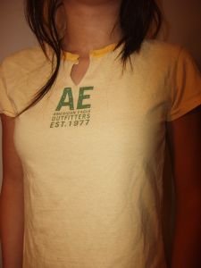 027. nwot american eagle yellow tee