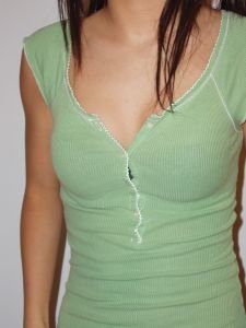 046. nwot abercrombie and fitch green button down henley