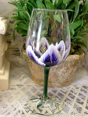 3-D Iris Wine Glasses, set of 4