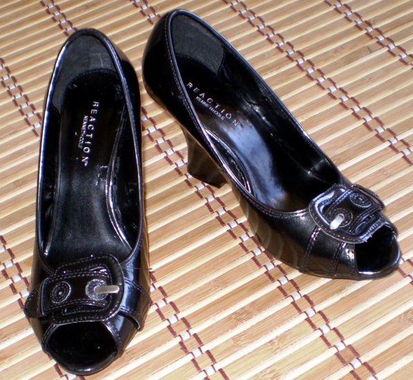 Kenneth Cole Black Leather Wedge Heels Pumps nw 7.5