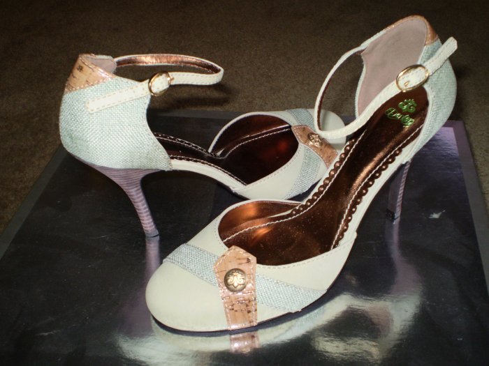 House of Dereon Dorsay Stiletto Heels Pumps Shoes 9.5