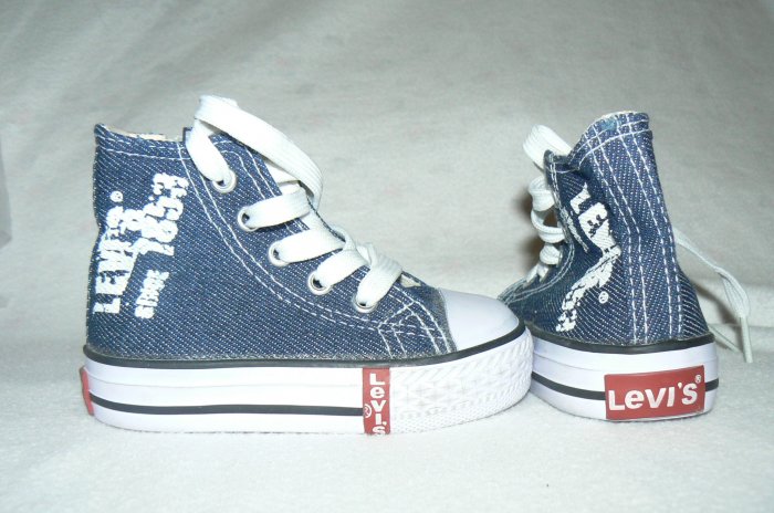 Levi's Hi cut Canvas Sneakers