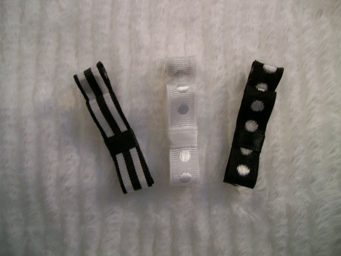 Black and White Clippie Trio