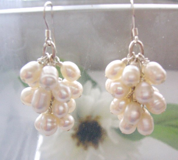 "Baby Grand" Freshwater pearls earrings,sterling silver