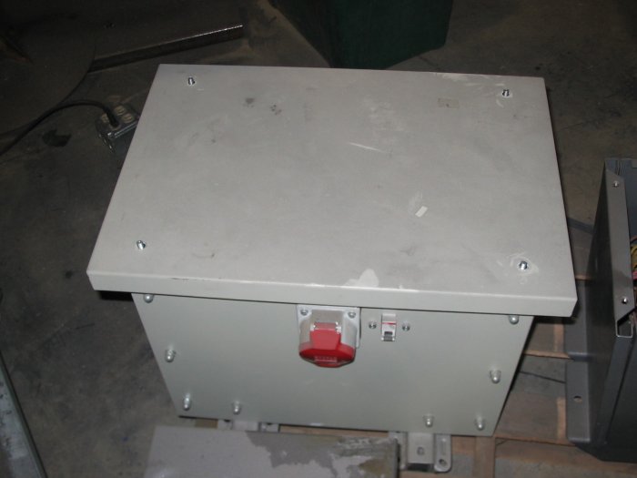 6 KVA 3 phase transformer 480VAC / 230VAC 3XUI