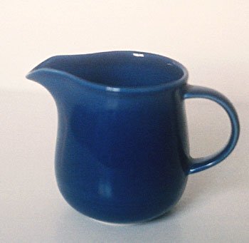 Nancy Calhoun SOLID COLOR SAPPHIRE Creamer