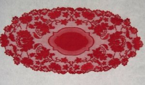 Gorgeous Windsor Table Runner Cardinal Red 15 x 32 Heritage Lace