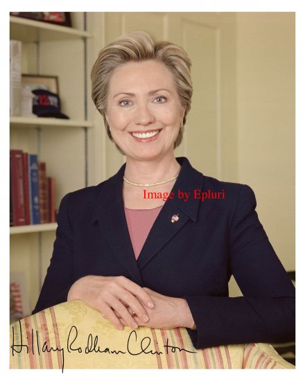 Hillary Clinton Photo 8x10 with preprinted Autograph
