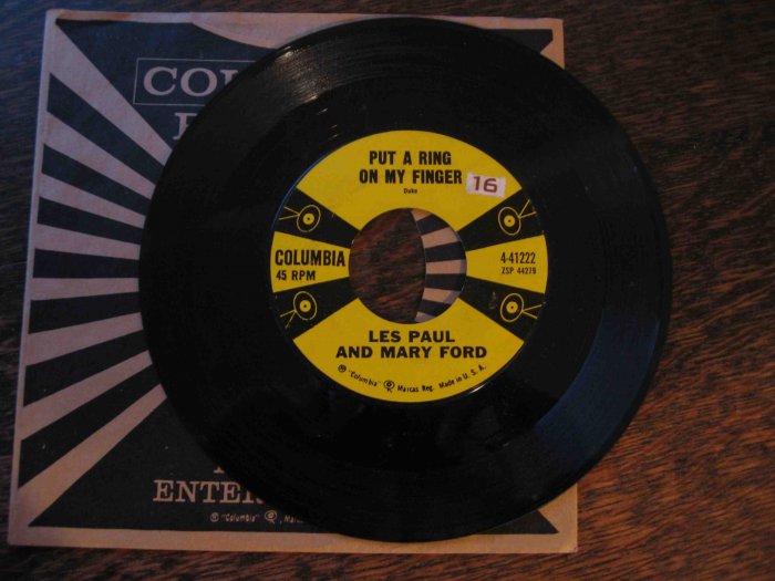 Les Paul & Mary Ford 45rpm, "Put a Ring on My Finger" b/w "Fantasy"