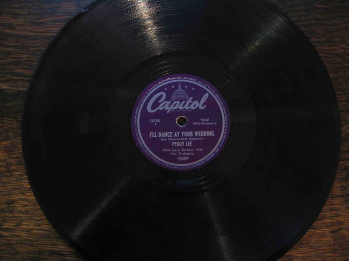 Peggy Lee 78rpm single, "I'll Dance at Your Wedding" b/w "Golden Earrings" (1947?)