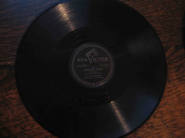 Six Fat Dutchmen 78 rpm single, "Barnyard Polka" b/w "Slip Horn"