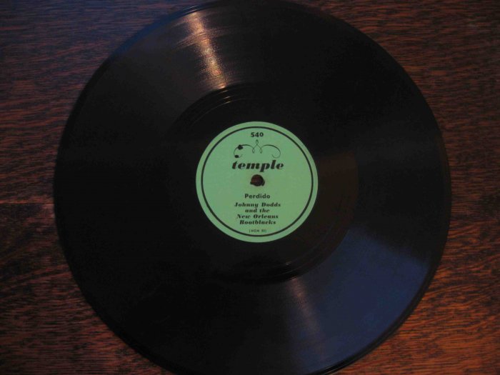 Johnny Dodds 78 rpm dixieland record, "Perdido" b/w "Gatemouth"