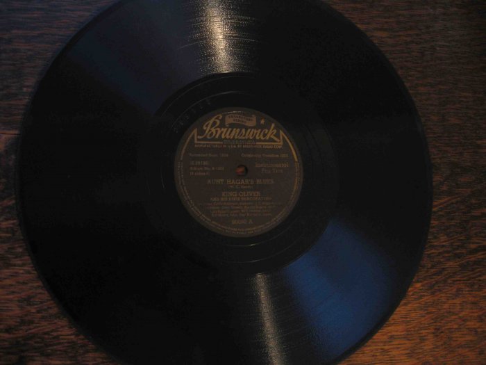 King Oliver 78 rpm record, "Aunt Hagar's Blues" b/w "Speakeasy Blues"
