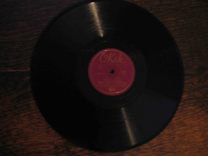 Barney Bigard 78 rpm record, "Caravan" b/w "Stompy Jones"